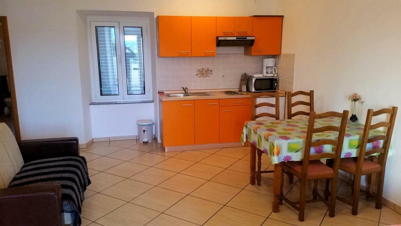 Obala Apartment & Studios مالينسكا المظهر الخارجي الصورة