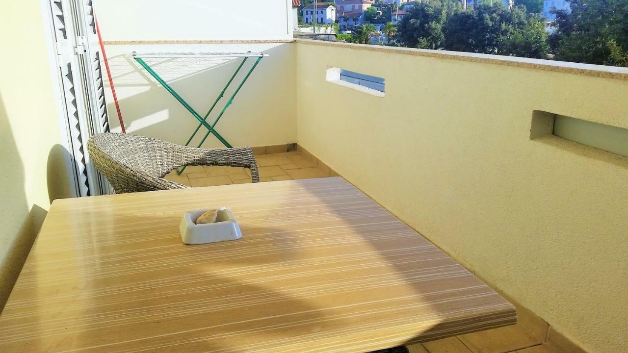 Obala Apartment & Studios مالينسكا المظهر الخارجي الصورة